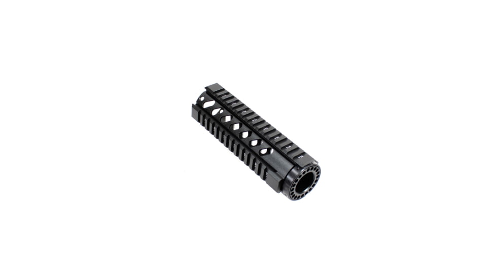 AIM Sports Inc AR Free Float Carbine Length Quad Rail/V3, 7in, Black, Medium, MT060