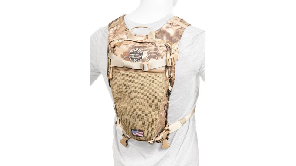 Alaska Guide Creations Stalker Hydration Pack, Kryptek Highlander, STK-KRY