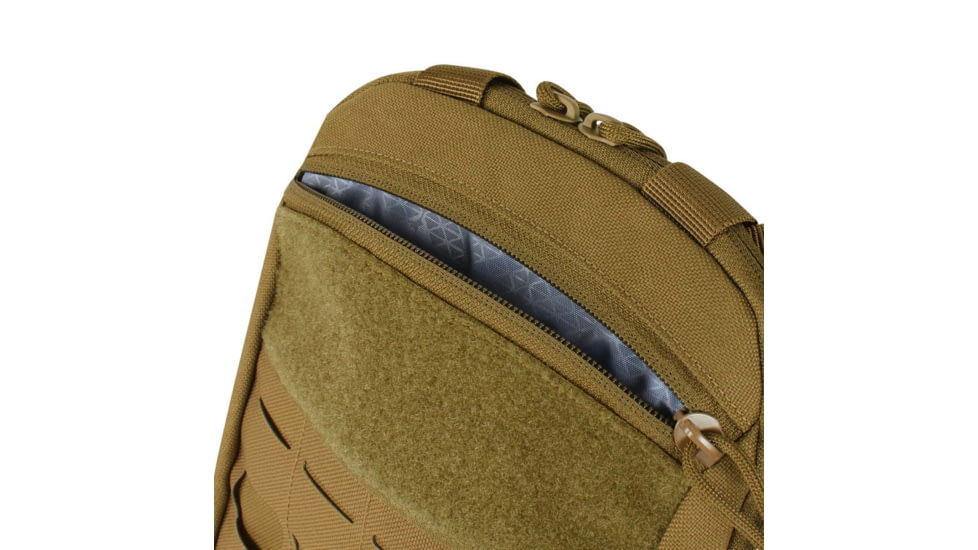 Condor Outdoor LCS Tidepool Hydration Carrier Backpack, Coyote Brown, 111149-498